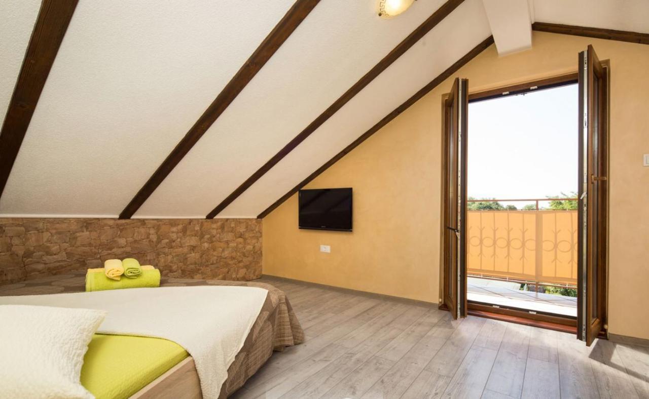Accomodation Noki21 Ровинь Экстерьер фото