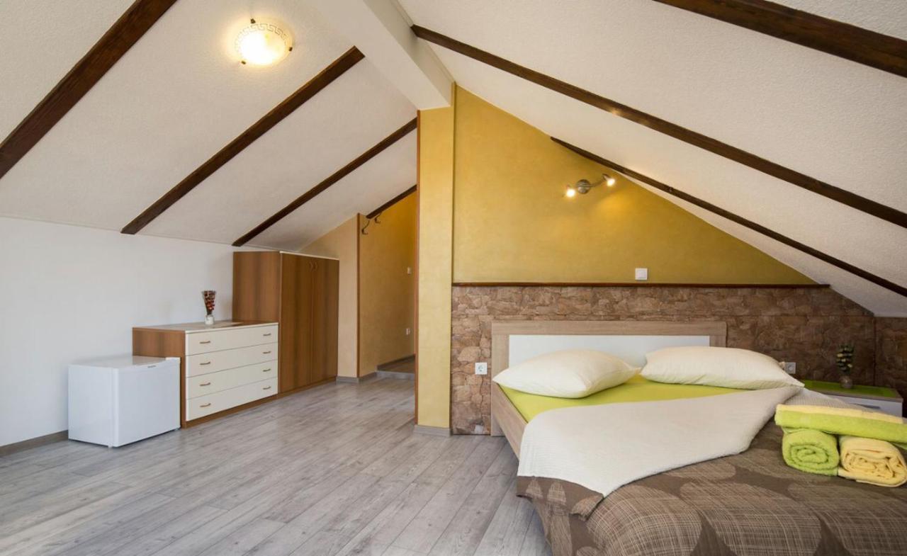 Accomodation Noki21 Ровинь Экстерьер фото